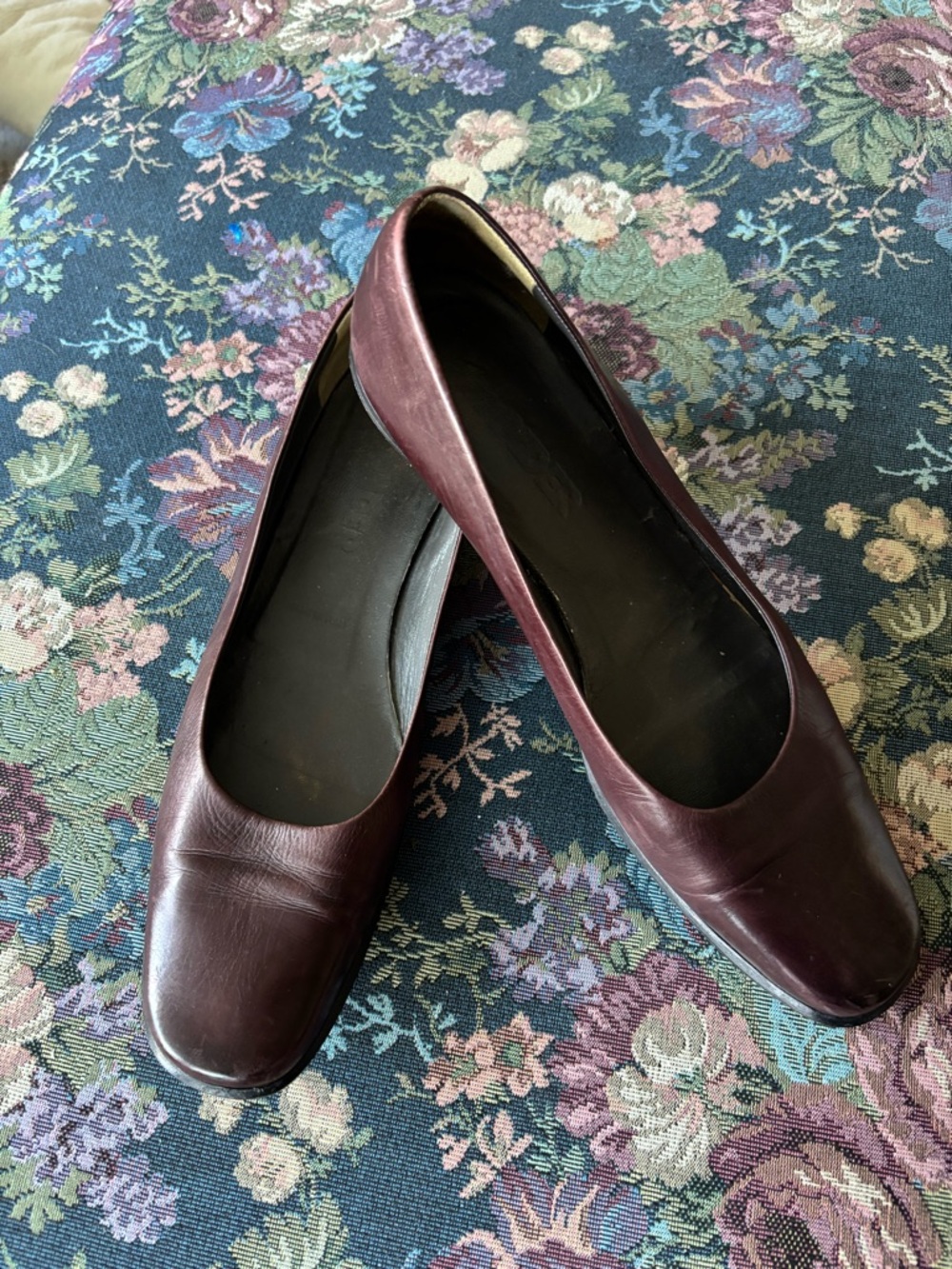 Salvatore Ferragamo Brown Square-Toe Flats US9